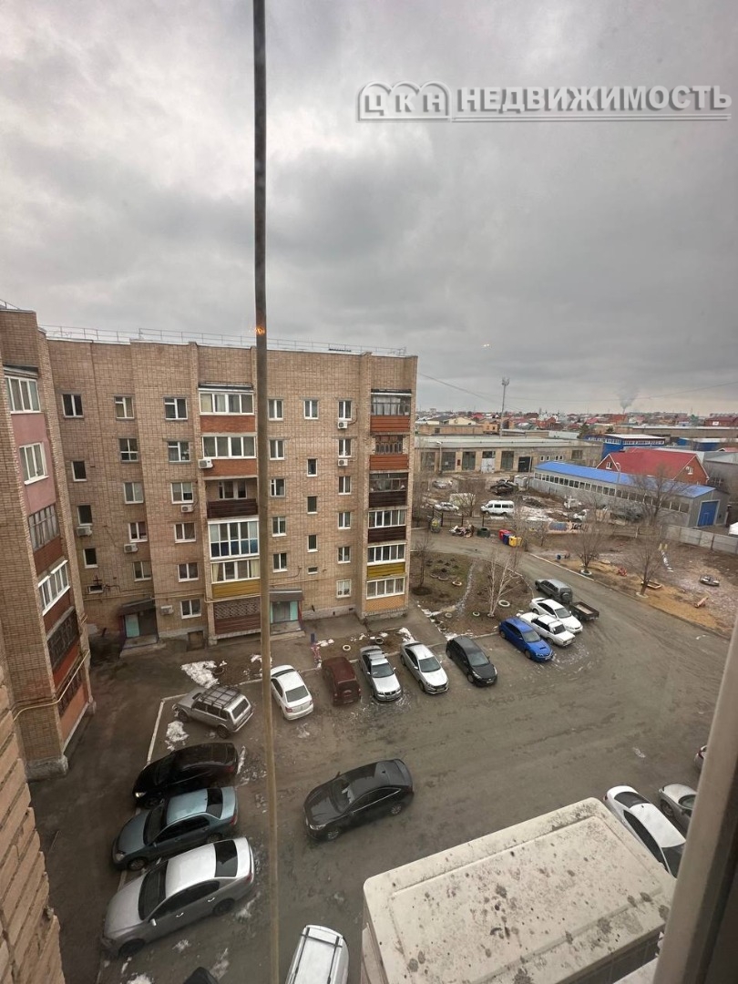 Продажа 5-комнатной квартиры, Оренбург, 16 Линия улица,  д.4